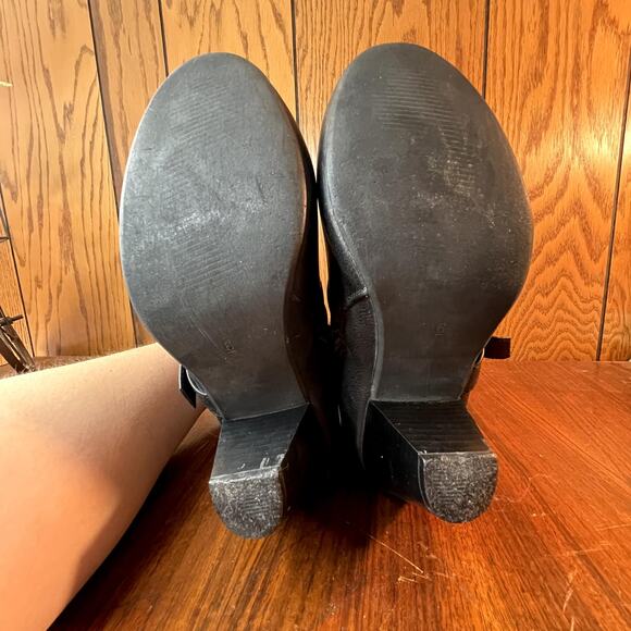 Rebel Bootie women size 6 inside zip buckles - Picture 5 of 9